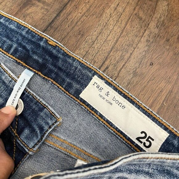 Rag & Bone Cate Mid-Rise Skinny Jeans - Picture 11 of 12